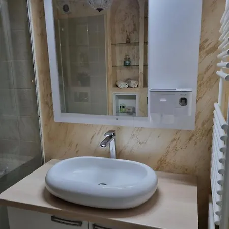 Apartament Premium In Rezidential Langa Afi Mall Lägenhet Bukarest